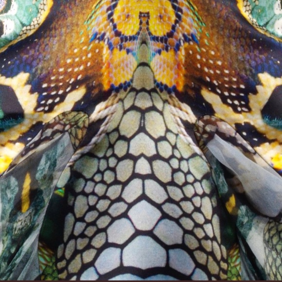 ISO - CYBER TRIBE - VOGUE UK - Picture 3 of 3